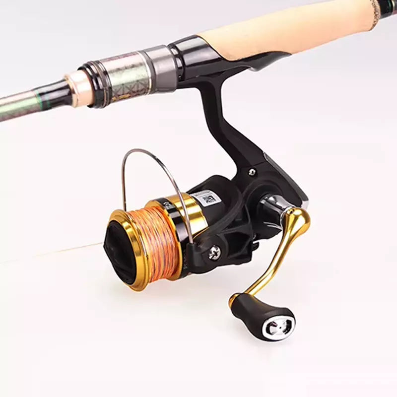 Molinete Daiwa New RS, Recolhimento 5.1:1, 245 e 280g Peso, 8 e 9kg Arrasto