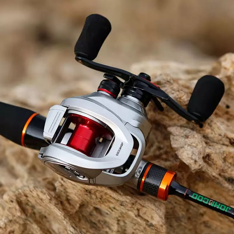 Carretilha Johncoo Max Attack, Recolhimento 6.4:1, 215g Peso, 6kg Arrasto
