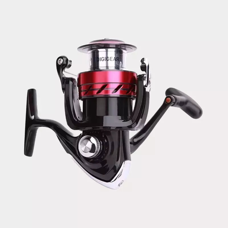 Molinete Daiwa Sweepfire CS, Recolhimento 5.3:1 e 4.5:1, 260 e 620g Peso, 4 e 8kg Arrasto